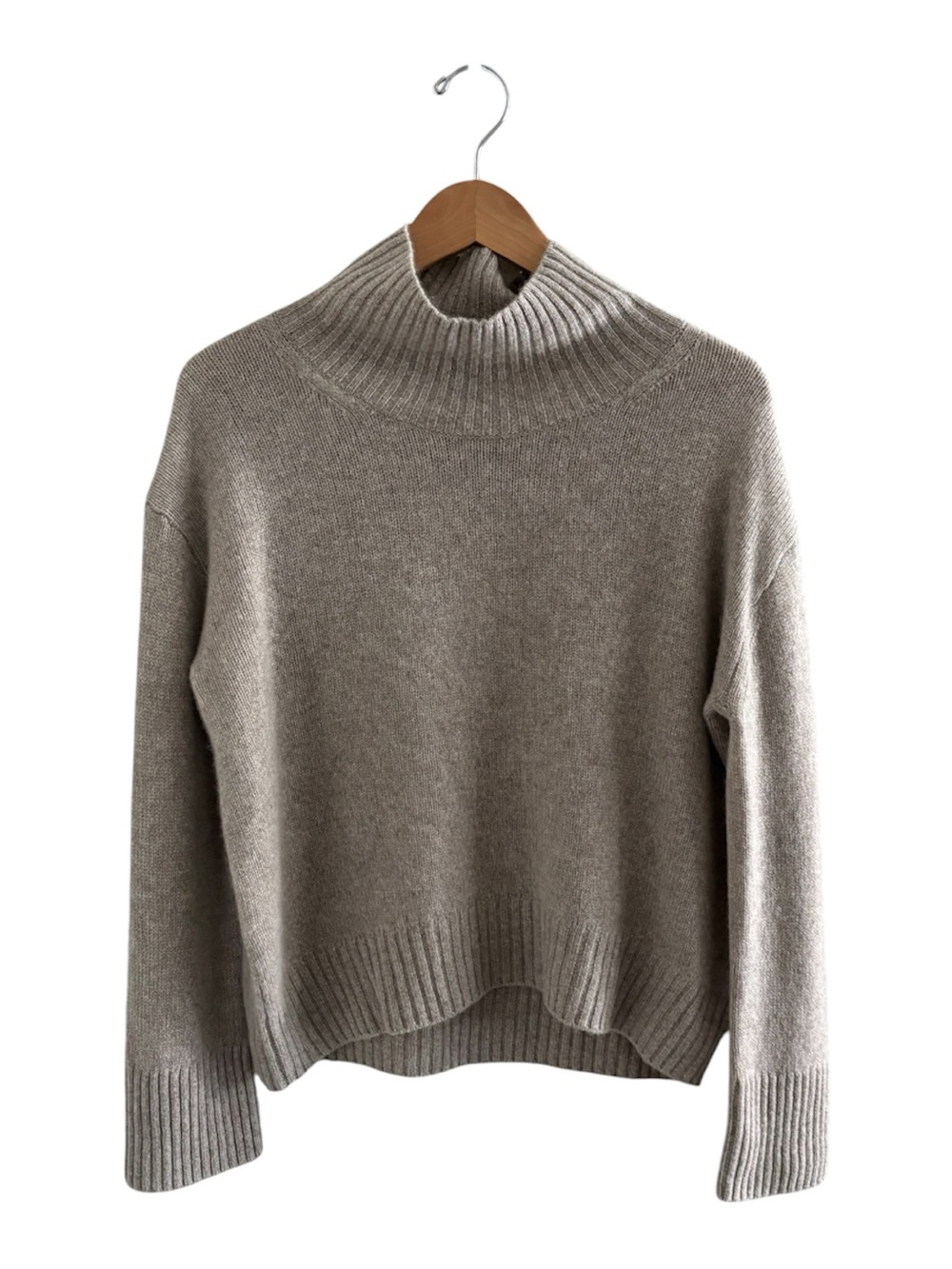 Banana Republic 100% Cashmere Taupe Mock Neck Sweater NWT